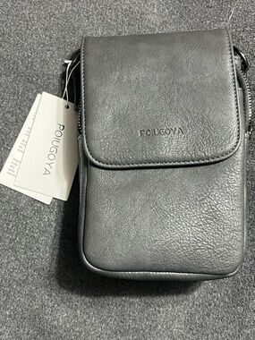 Black Men’s Compact Crossbody Belt Bag